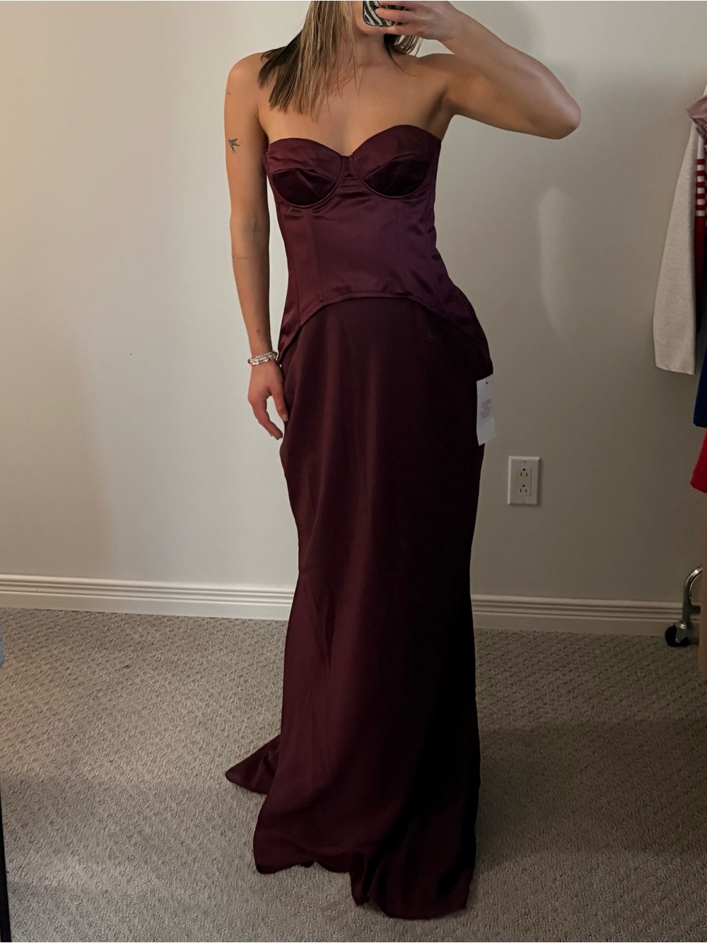 Satin Corset Gown w Sweetheart Neckline - Picture 7 of 8